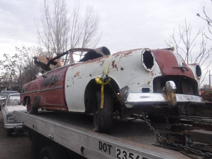 Thumbnail Photo undefined for New 1953 Pontiac Chieftain